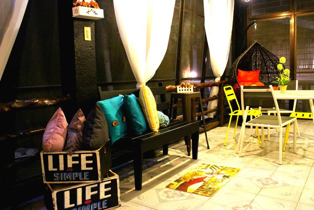 Tagaytay Garden Budgetel - City Center Tagaytay City Exterior photo
